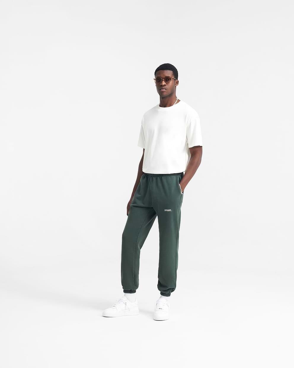 Patron Of The Club Sweatpant - Forest Green